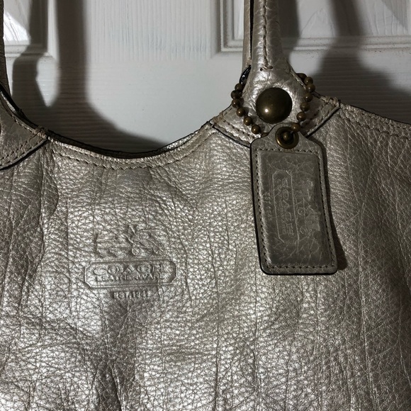 Coach | Leather Shoulder Purse - Picture 2 of 7